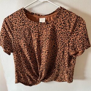 Leopard crop top size small H&M